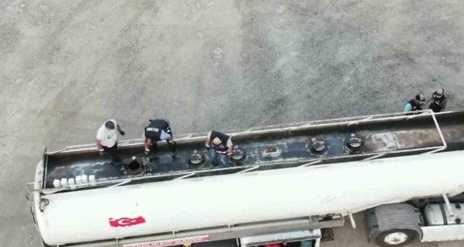 Eskişehir’de Polis Ekiplerinden Kaçak Yakıt Operasyonu