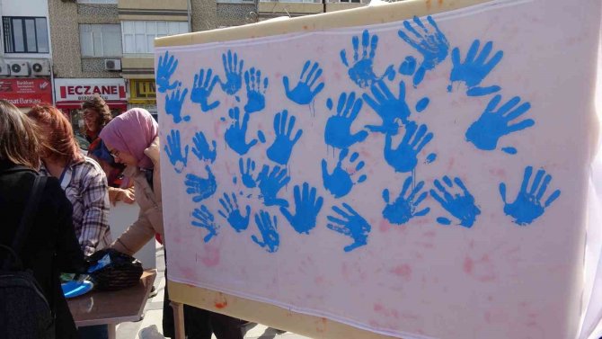 "Dünya Otizm Farkındalık Günü" Etkinliklerinde Çocuklar Doyasıya Eğlendi