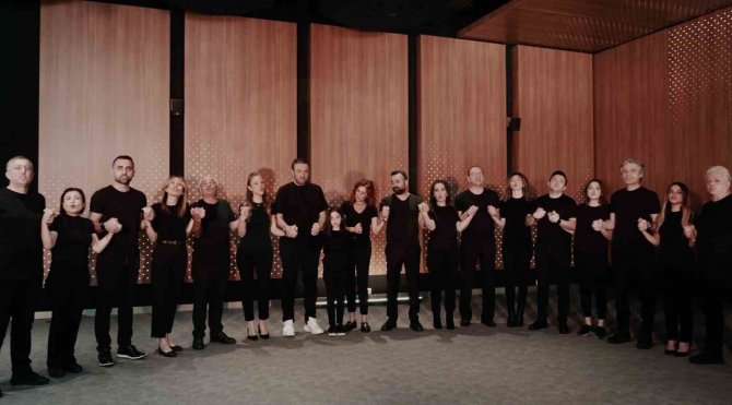 Sağlık Çalışanları 6 Şubat İçin Söyledi: “Aynı Toprağın Çocuklarıyız”