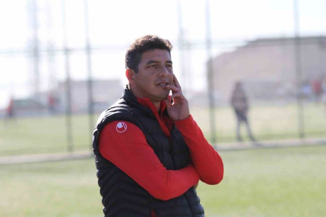 Akkışlaspor Ligde Kaldı