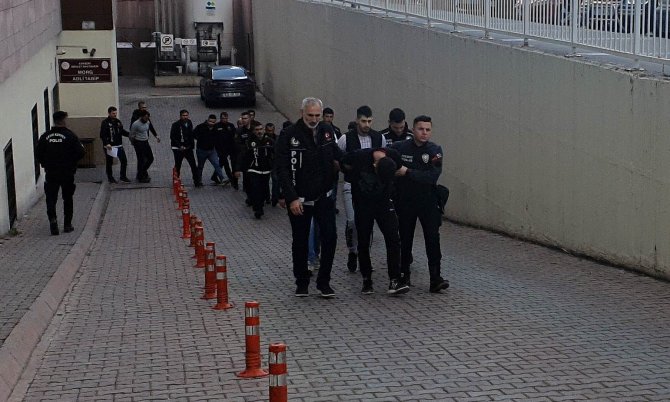 Kayseri’de Uyuşturucuya Geçit Yok: 9 Kişi Adliyede
