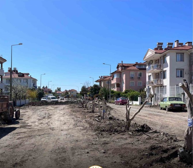 Ortaca’da Taş Parkesiz Yol Kalmayacak