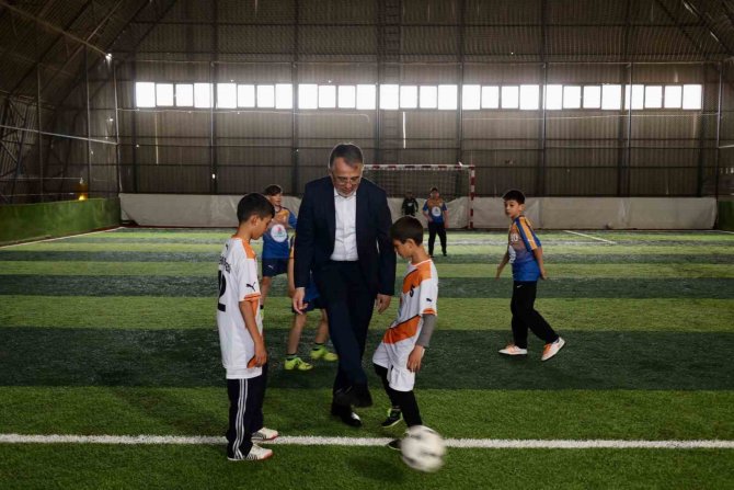 Nevşehir’de 23 Nisan Futbol Turnuvası Başladı