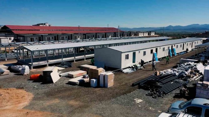 İ̇slahiye’de Osmangazi Mahallesi Yükseliyor