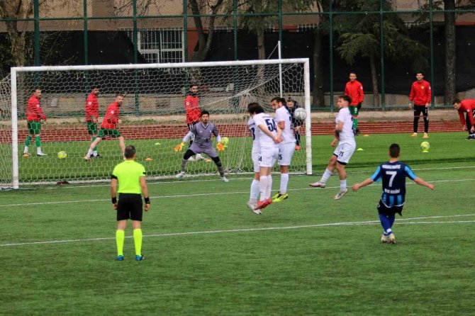 Yenimahalle, Beypazarı Engelini 2 Farkla Geçti