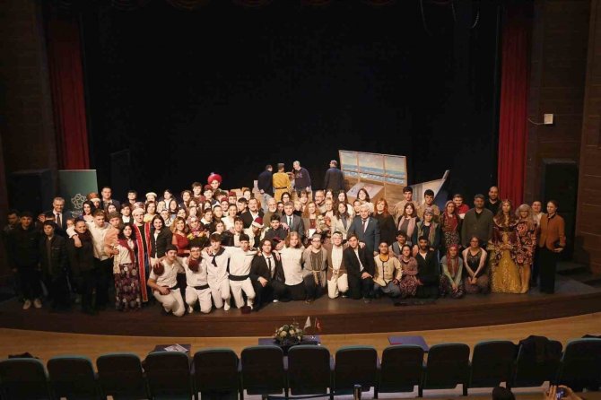 Şanlı Tarihini Sahneye Taşı Liselerarası Tiyatro Yarışması Sonuçlandı