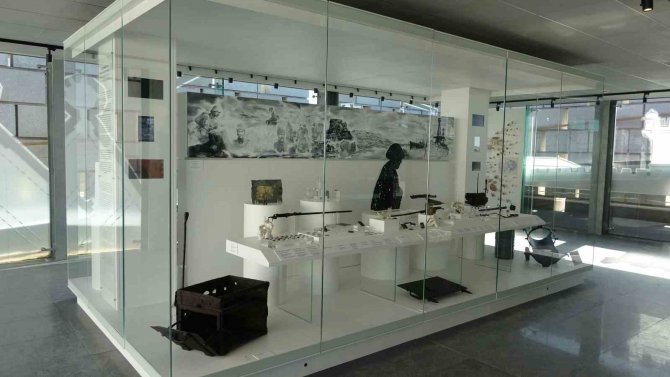 Seddülbahir Kalesinde 108 Yıllık Savaşın İzleri Yaşatılıyor