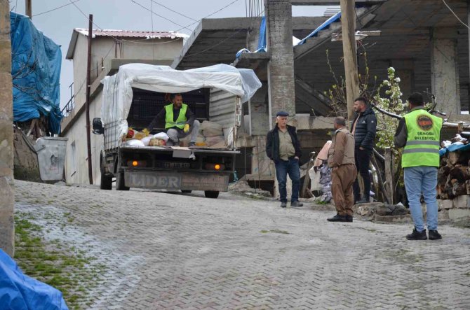 Şenoba Belde Belediyesi, 5 Bin Aileye Yardım Kolisi Ulaştırdı