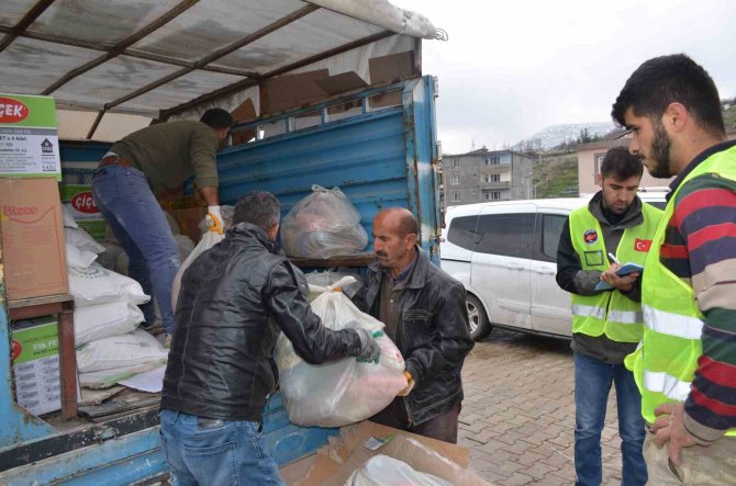 Şenoba Belde Belediyesi, 5 Bin Aileye Yardım Kolisi Ulaştırdı