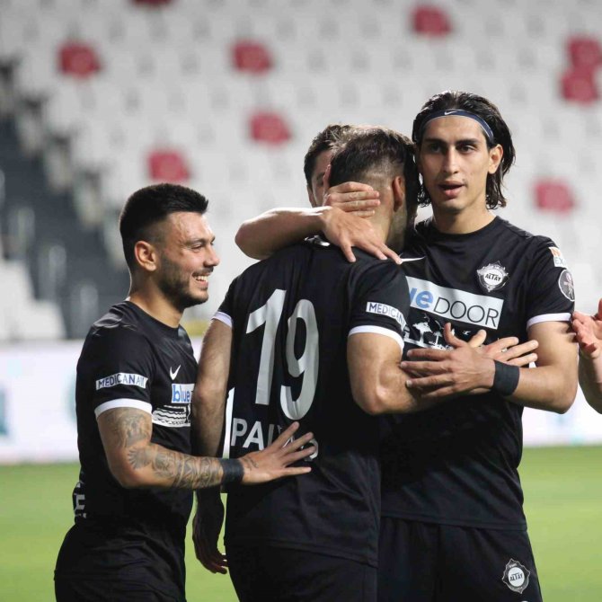 Spor Toto 1. Lig: Altay: 3 - Sakaryaspor: 1
