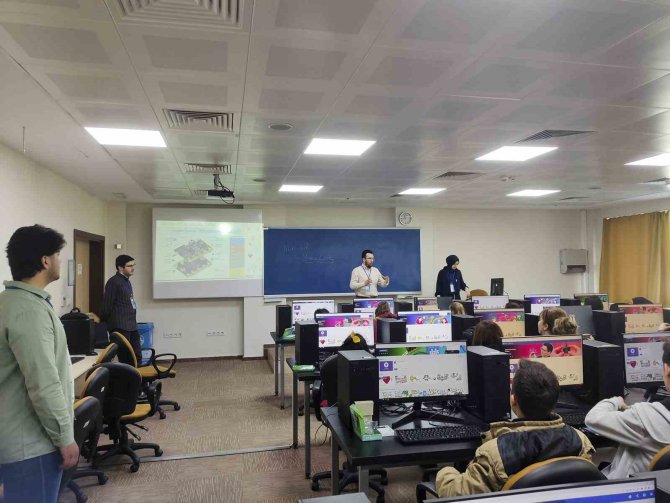 Subü’de Depremzede Çocuklar Robotik Kodlamayı Öğrendi