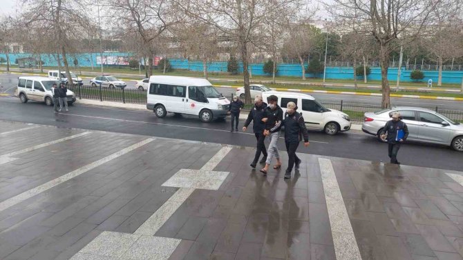 Suriye’de Deaş Ve El Nusra İçin Sözde Silahlı Eyleme Katıldığı İddia Edilen 1 Kişi Çorlu’da Yakalandı