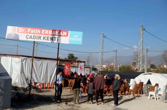 Fatih Erbakan, Hatay’da Depremzedelerle Bir Araya Geldi