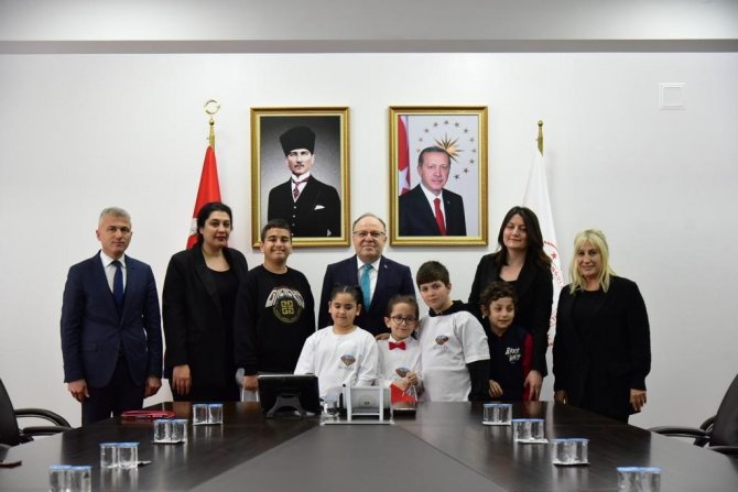 2 Nisan Otizm Farkındalık Günü