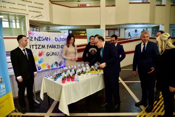 2 Nisan Otizm Farkındalık Günü