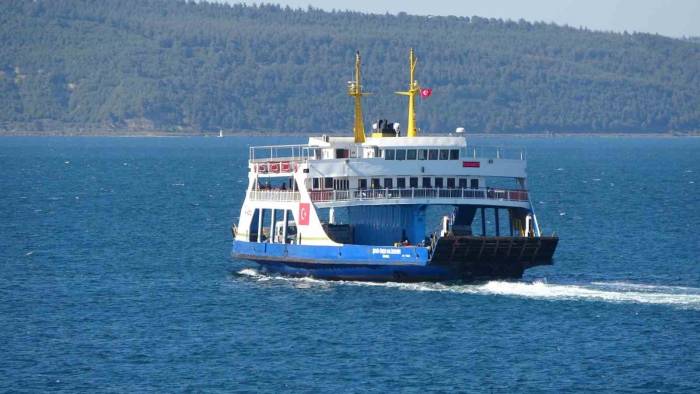 Bozcaada Ve Gökçeada’ya Yarınki Bazı Feribot Seferlerine Fırtına Engeli