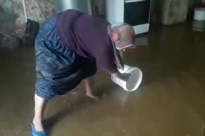 Diyarbakır’da Yağış Nedeniyle 3 Evi Su Bastı