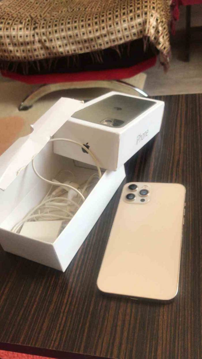 Engelli Vatandaşa Sahte Telefon Satmış