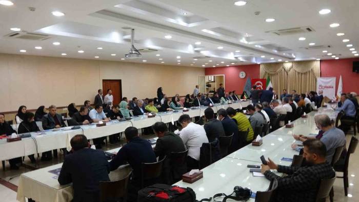 Yüksekova-iran Arasındaki Turizm Görüşmeleri Olumlu Geçti