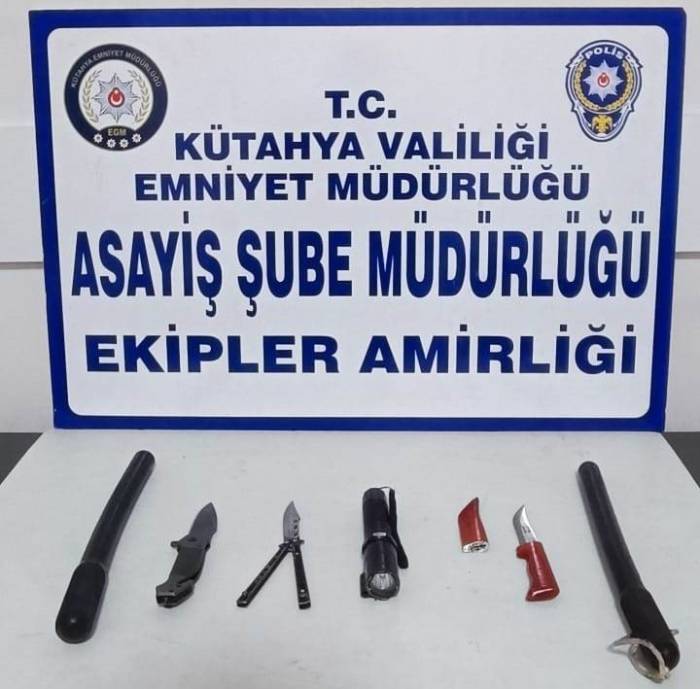 Kütahya’da 490 Şahıs, 233 Aracın Gbt Kontrolü Ve Denetimi Yapıldı