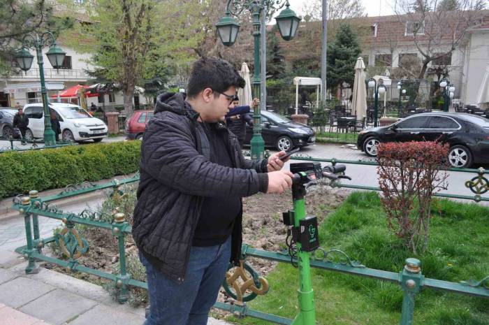 Eskişehirli Vatandaşların Scooterlarla İlgili Kafası Karışık