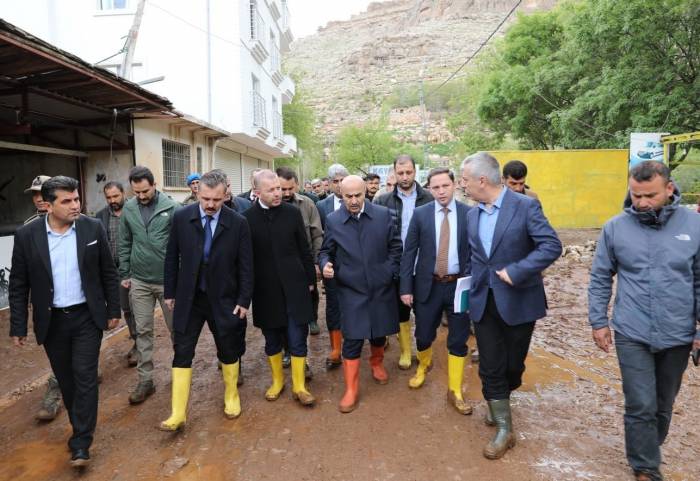 Beyazsu Ve Çevresindeki Temizlik Çalışmaları Aralıksız Devam Ediyor