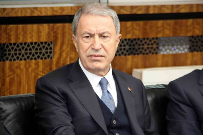 Bakan Akar: "şu Anda Terör Örgütü Ciddi Bir Sıkıntı İçerisinde, Katılımlar Sıfır, Kaçışlar Çoğaldı"