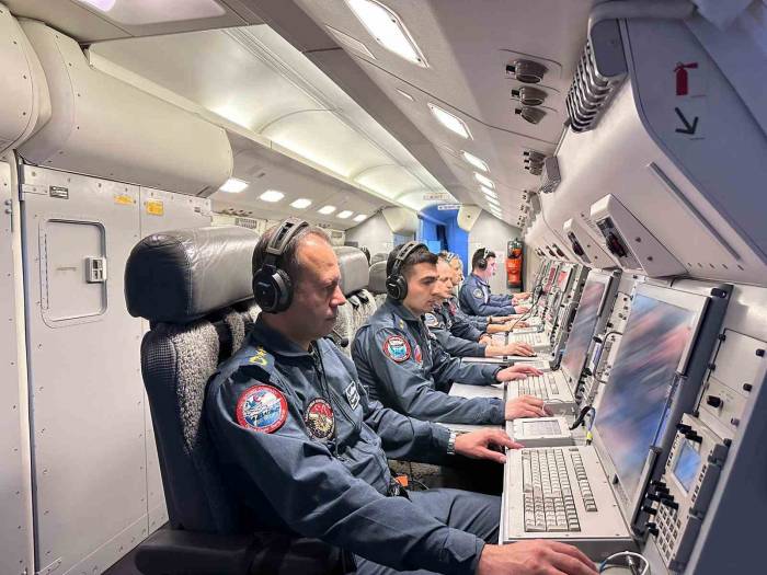 E-7t Havadan İhbar Kontrol Uçağı Nato Hava Unsurları İle Tatbikat İcra Etti