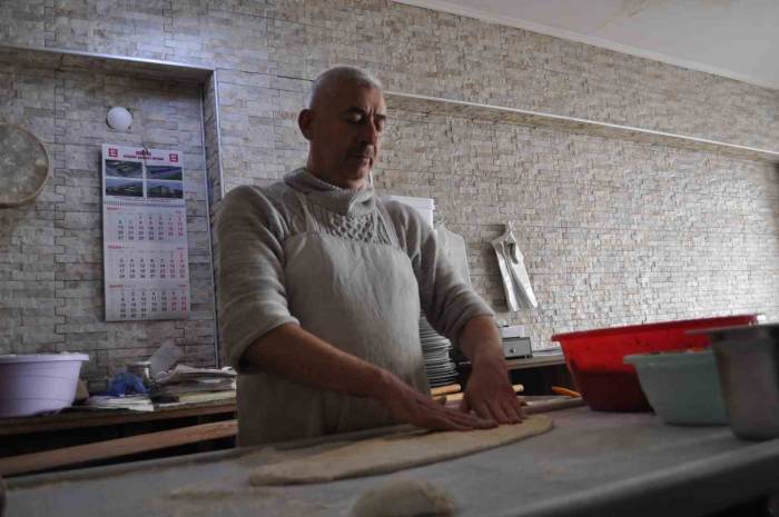 Ramazan Ayında Pide Geleneğinden Vazgeçilmedi