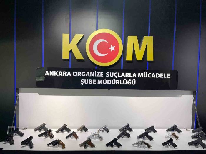 Başkent’te Eğlence Mekanlarını Ele Geçirmeye Çalışan Örgüte Operasyon: 33 Gözaltı