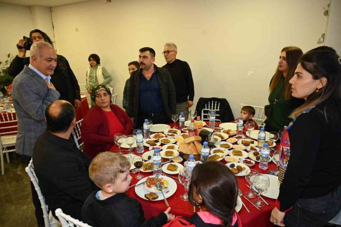 Başkan Kara, Depremde Hayatını Kaybeden Personellerin Aileleriyle İftarda Bir Araya Geldi
