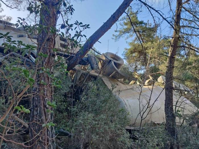 Bilecik’te Tır 60 Metre Yükseklikten Uçuruma Yuvarlandı