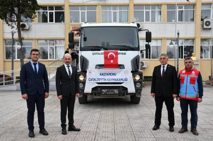 Kastamonu’dan Deprem Bölgesine Ramazan Kolisi Yardımı