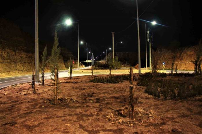 Dicle Elektrik Mardin’in En Yüksek Rakımlı Geçidini Aydınlattı