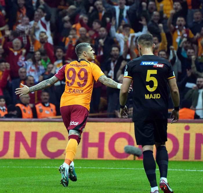 Spor Toto Süper Lig: Galatasaray: 4 - Kayserispor: 0 (ilk Yarı)