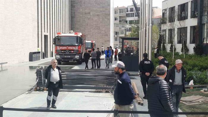 Akm’de Yangın: Çok Sayıda İtfaiye Aracı Sevk Edildi