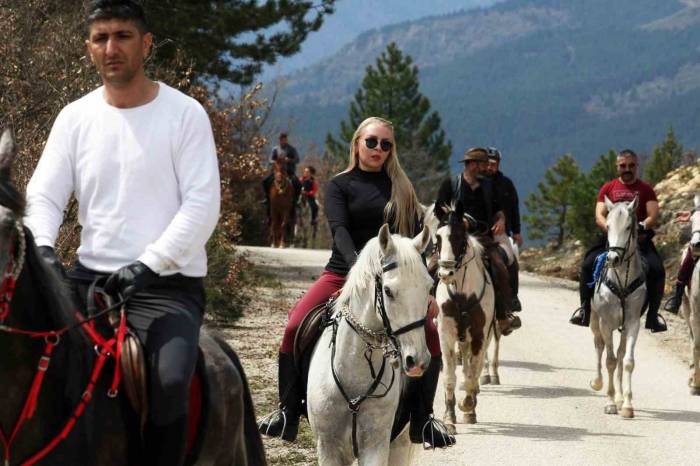 Binicilik Tutkunlukları Safranbolu’da Buluştu