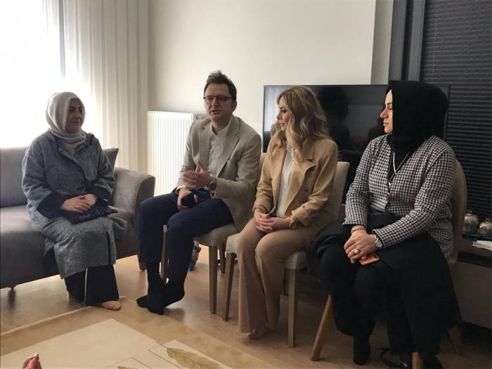 Ünlü Kalp Cerrahı Yerebakan Kadın Seçmenlerle Buluştu