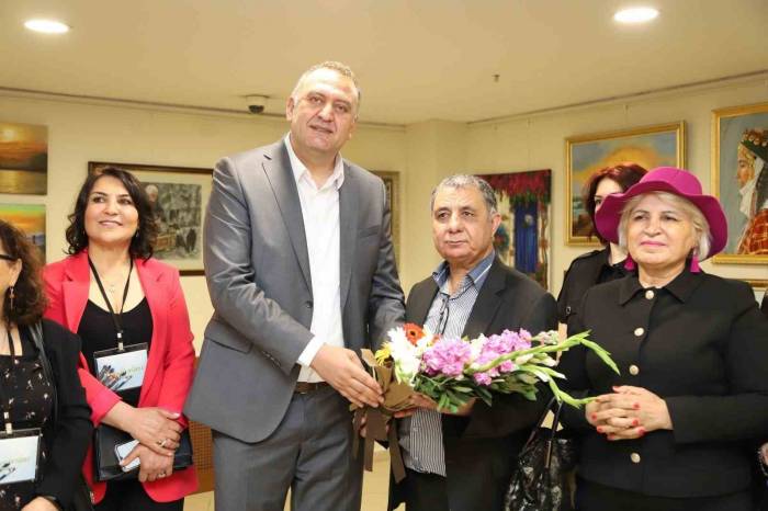 ’renk Ve Ahenk’ Resim Sergisi Kartal Belediyesi’nde Açıldı