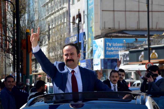 Mhp Sivas Milletvekili Adayı İpek: “ Halkımızın, Esnafımızın, Çiftçimizin, Sanayicimizin Yanındayız”