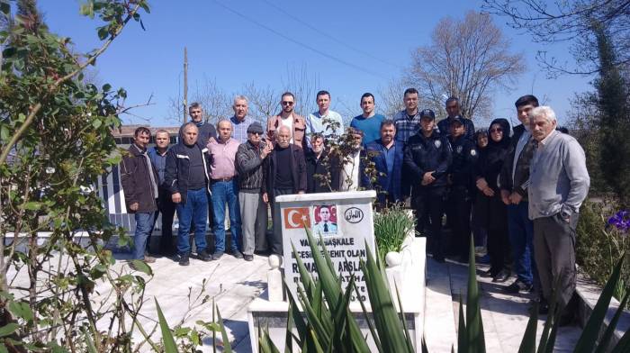 Şehit Polis Kabri Başında Anıldı