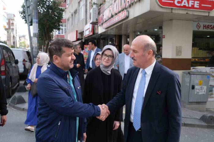 Ak Parti Adayları, Bağcılar’da Sokak Sokak Seçmeni Dinledi