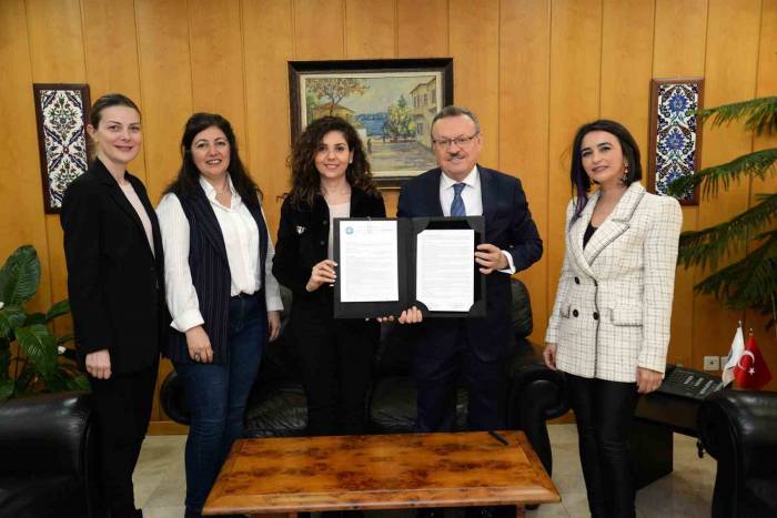 Kadın Mühendis Adaylarına Pozitif Destek