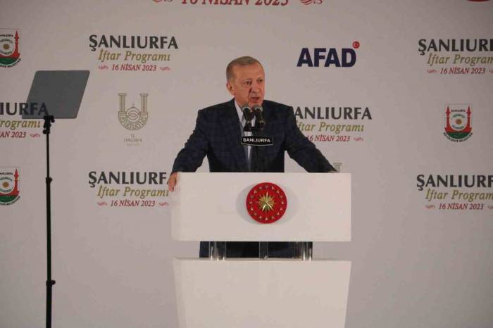 Cumhurbaşkanı Erdoğan: “silahının Namlusu Türkiye’ye Dönük Teröristlerin Olduğu Her Yer Bekamıza Yönelik Tehdit Kaynağıdır”