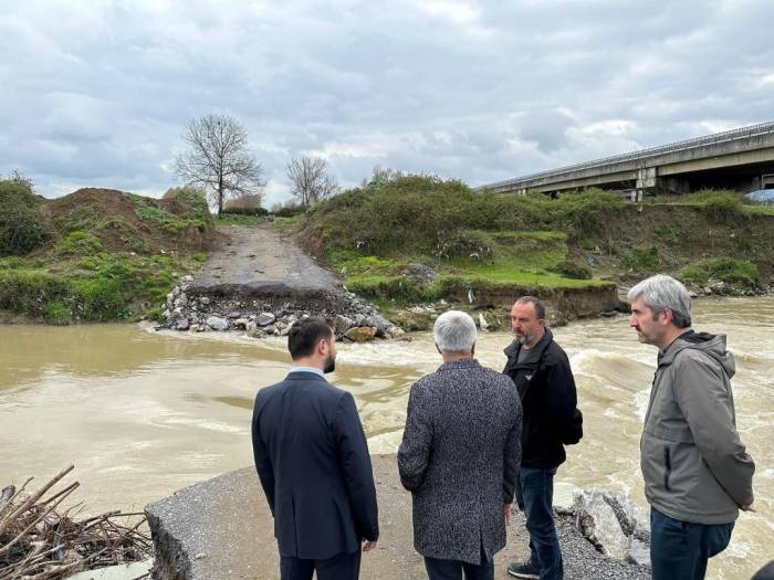 Yıkılan Köprü Yerinde İncelendi