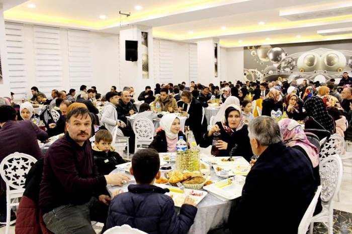 İftar Buluşmaları Devam Ediyor