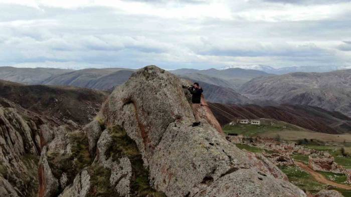 Doğa Fotoğrafçısı Mustafa Aslan Ormanın Hayaletinin Sesini Kaydetti