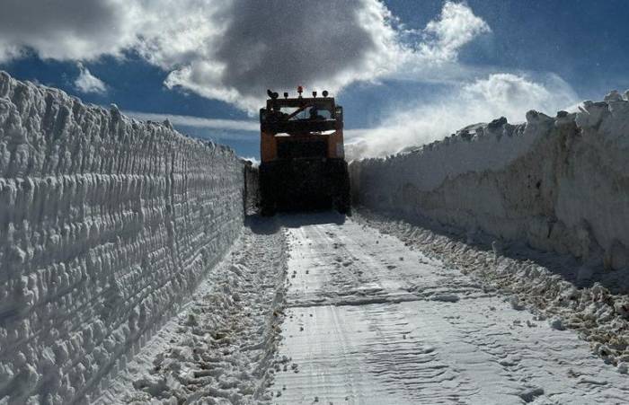 Sınırın Sıfır Noktasında Karla Mücadele Çalışması