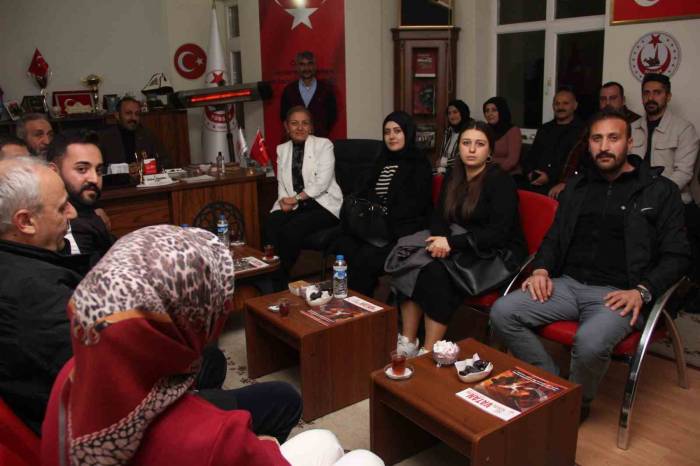 Öncü’nün Sosyal Medya Paylaşımı Ruhani’yi Duygulandırdı