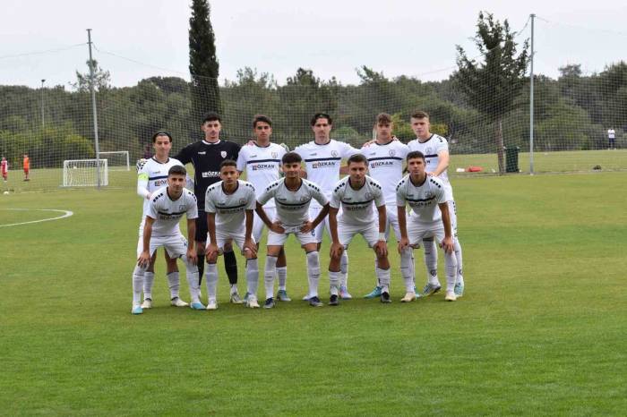 Altınordu’nun Gençleri Çeyrek Finalde